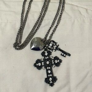 2/$20 Y2K Vintage black Gothic Rosary Cross necklace W/heart & skeleton key
